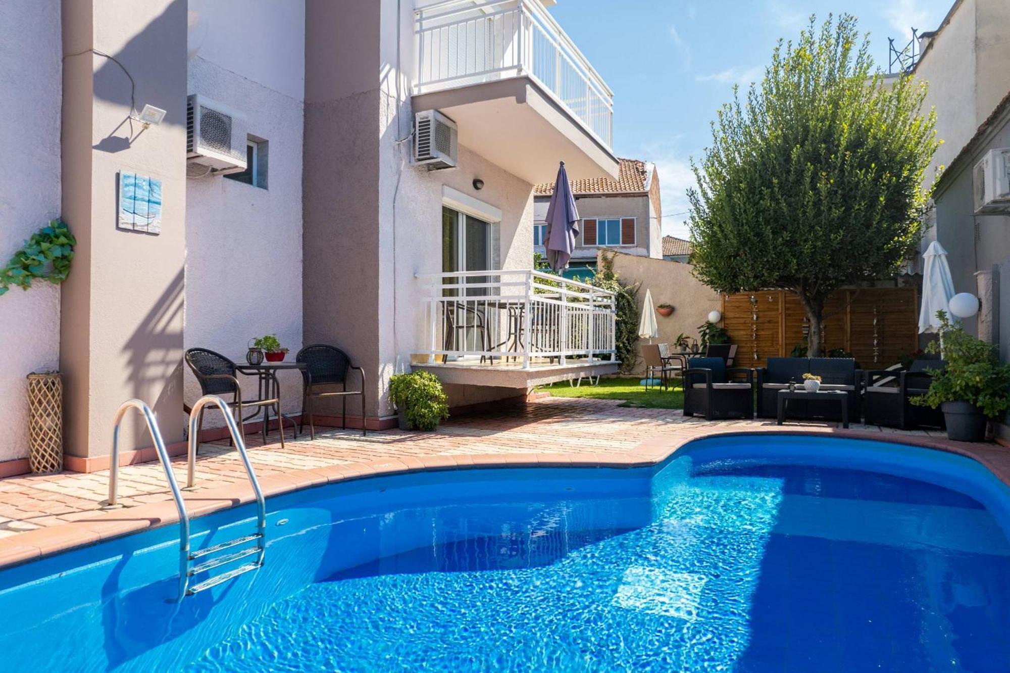 Studios Finikes Limenas  Exterior foto
